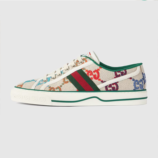 ʻO ka sneaker Gucci Tennis 1977 wahine