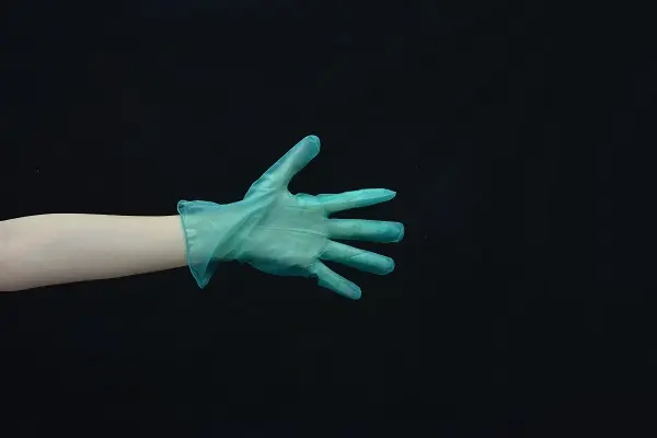 Disposable Vinyl Gloves Green Color