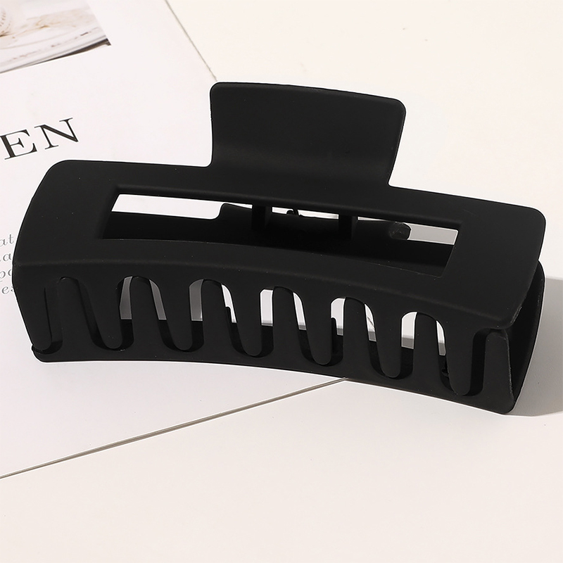 Wholesale Elegant Plastic Hair Claws For Girls And Women