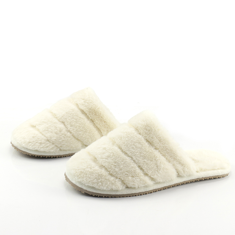 Closed Toe Slippers Logo