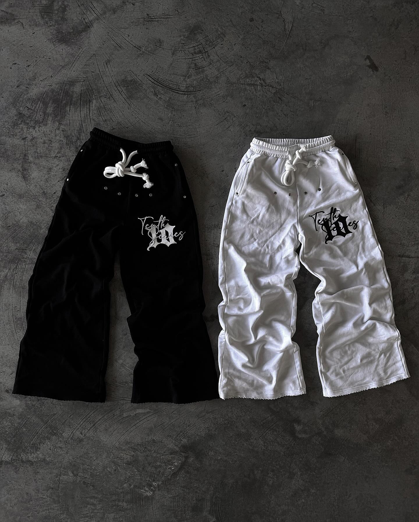 Loose Men’s Embroidery Pants with Rivets