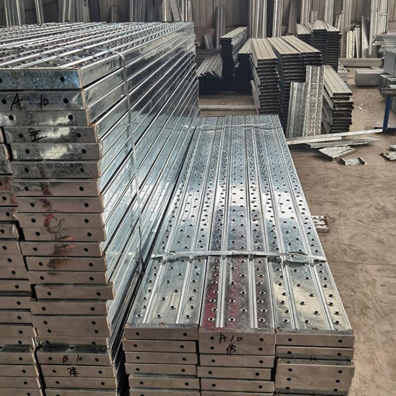 Hot-dip galvanized steel plank for scaffolding jobsite