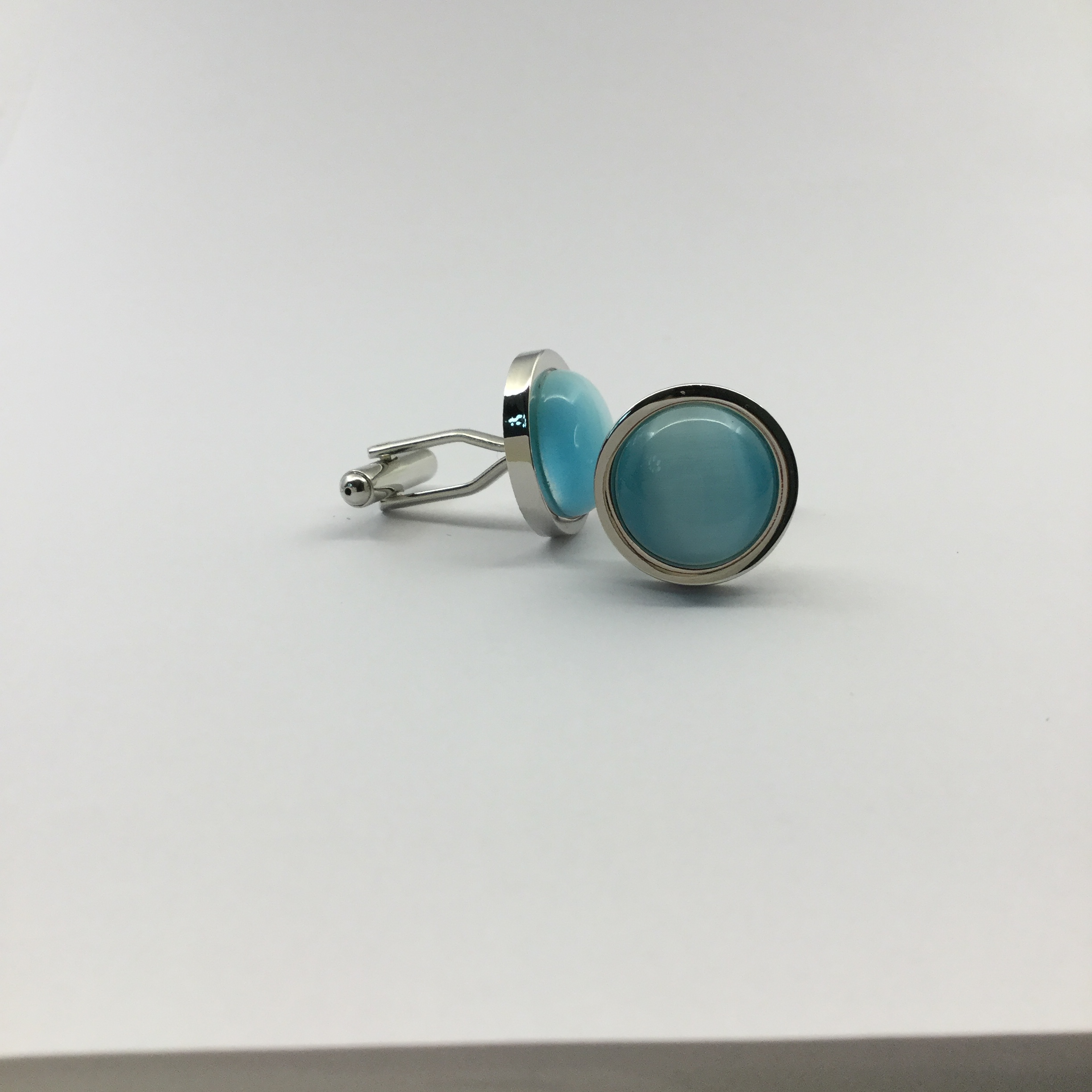 Metal suit shirt cufflinks, custom cufflinks shape for sale