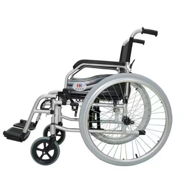 Cadeira de rodas manual de viaxe lixeira e cómoda para persoas con discapacidade