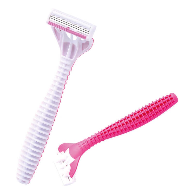 Gowy hilli Triple pyçak uzyn tutawaç dizaýny aýallar bir gezek ulanylýan razor 3104TL